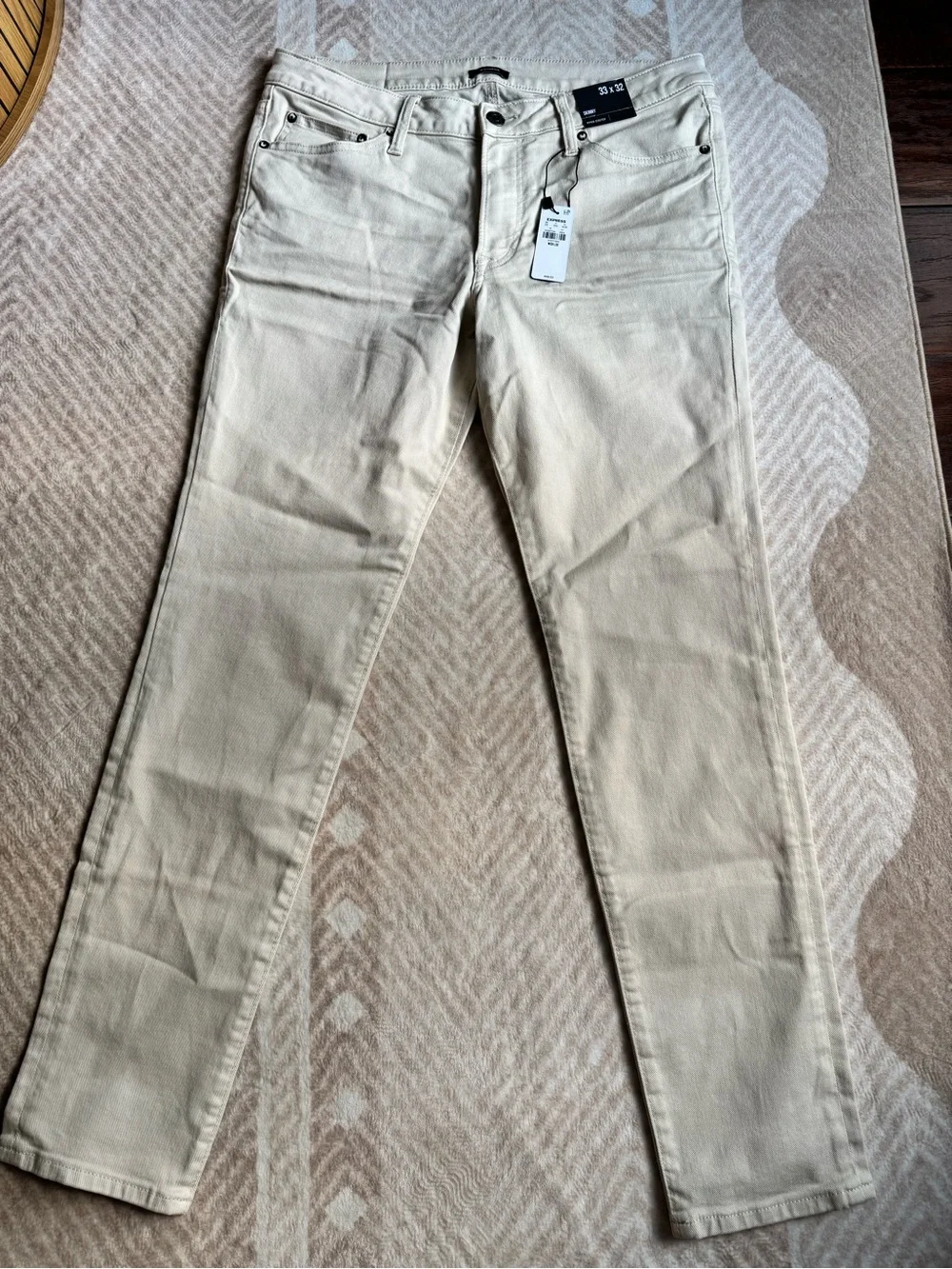 Express Men’s Skinny Jeans in Cream